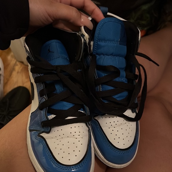 Jordan 1s - Picture 2 of 3